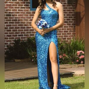 Blue Sherri Hill Prom Dress